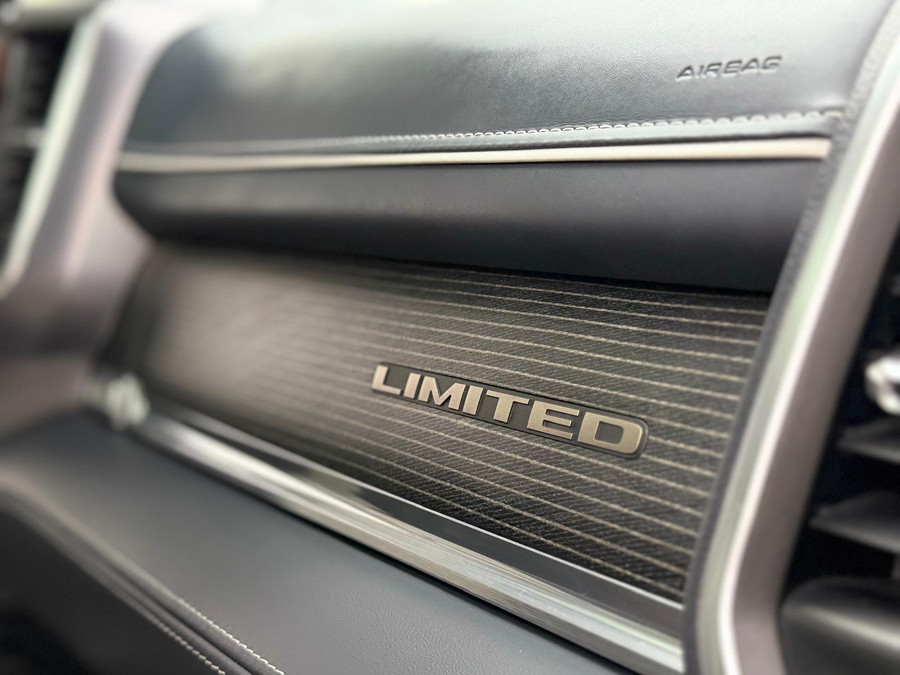RAM 1500 5.7 V8 LIMITED 10TH ANNIVERSARY EDITION Widebody