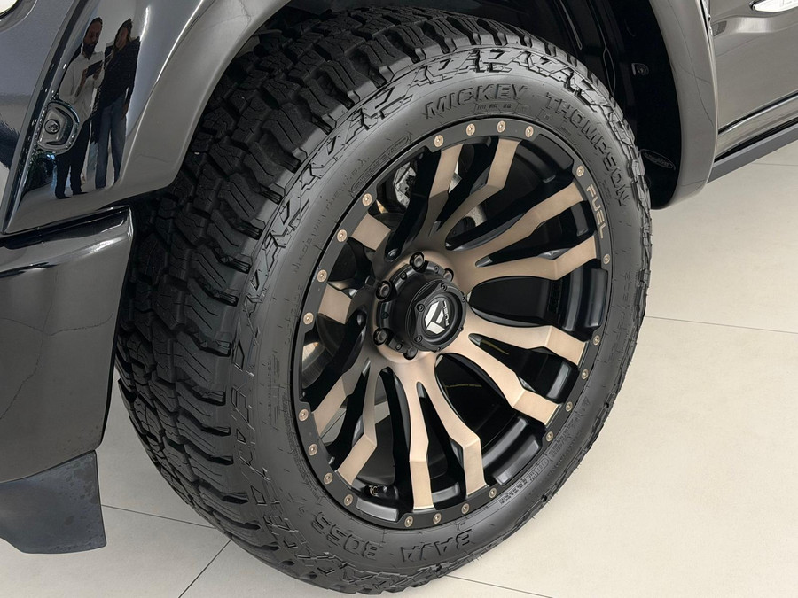 RAM 1500 5.7 V8 LIMITED 10TH ANNIVERSARY EDITION Widebody