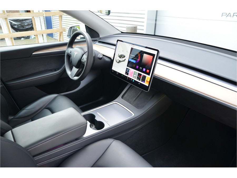 Tesla Model Y Long Range AWD 75 kWh