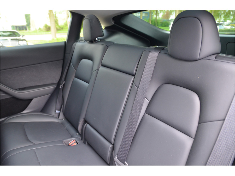 Tesla Model Y Long Range AWD 75 kWh