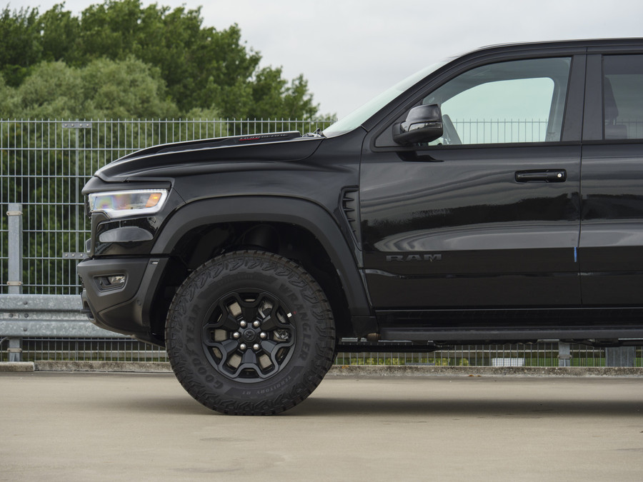 Dodge Ram Pick-Up | RHO | 3.0L Twin-Turbo I6 | 4x4 | Crew Cab