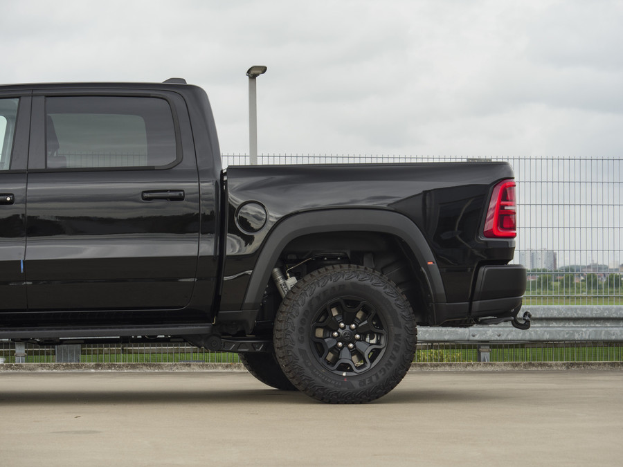 Dodge Ram Pick-Up | RHO | 3.0L Twin-Turbo I6 | 4x4 | Crew Cab