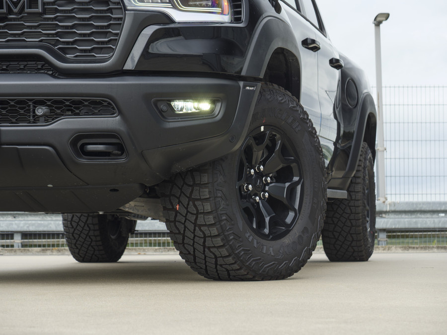 Dodge Ram Pick-Up | RHO | 3.0L Twin-Turbo I6 | 4x4 | Crew Cab