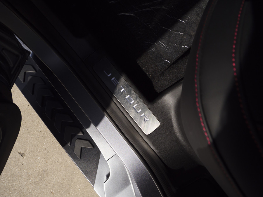 JETOUR T2 Luxury+