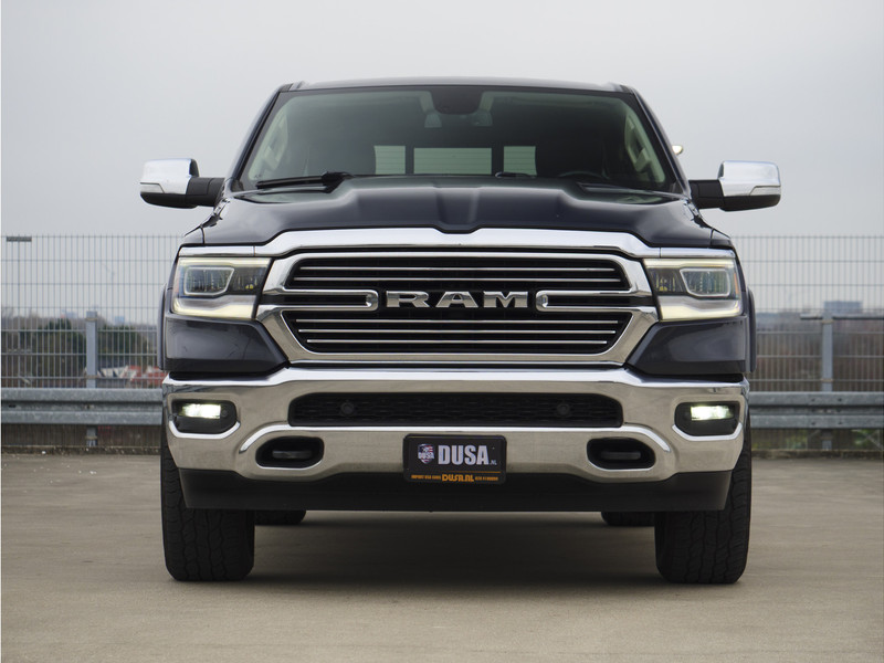 Dodge Ram 1500 | Laramie | 5.7 V8 | 4x4 | Crew Cab |