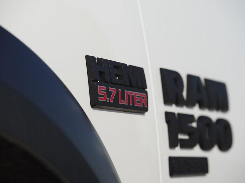 Dodge Ram 1500 | Warlock | 5.7 V8 | 4x4 | Crew Cab |