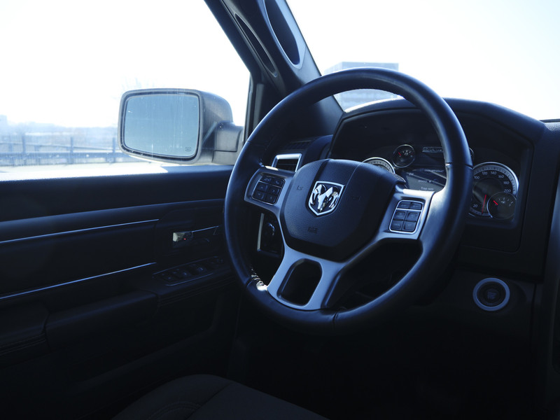 Dodge Ram 1500 | Warlock | 5.7 V8 | 4x4 | Crew Cab |