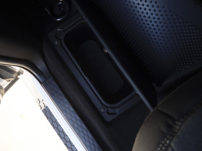 Dodge Ram 1500 | Warlock | 5.7 V8 | 4x4 | Crew Cab |