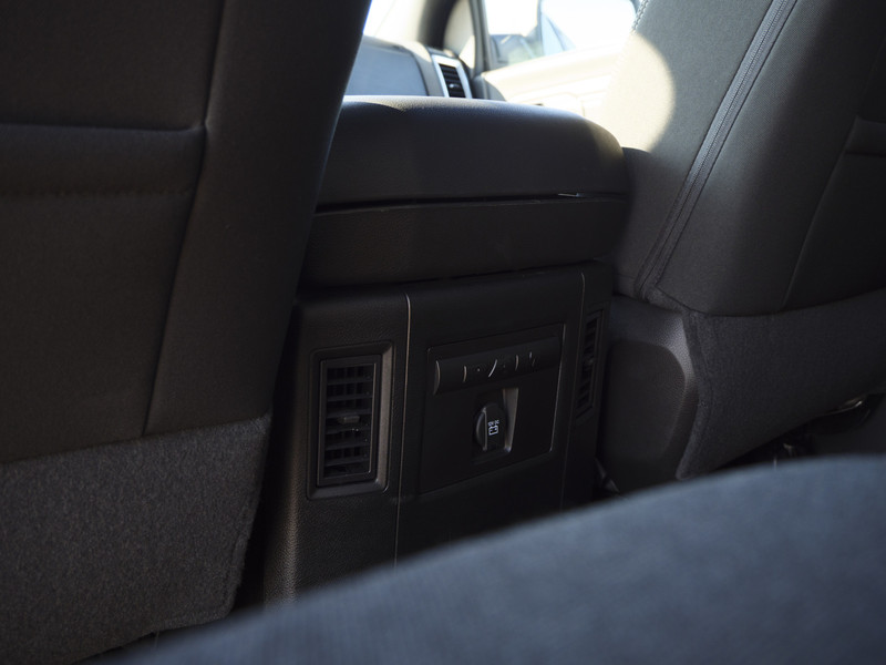 Dodge Ram 1500 | Warlock | 5.7 V8 | 4x4 | Crew Cab |