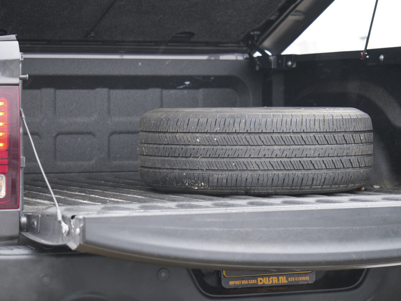 Dodge Ram 1500 | Warlock | 5.7 V8 | 4x4 | Crew Cab