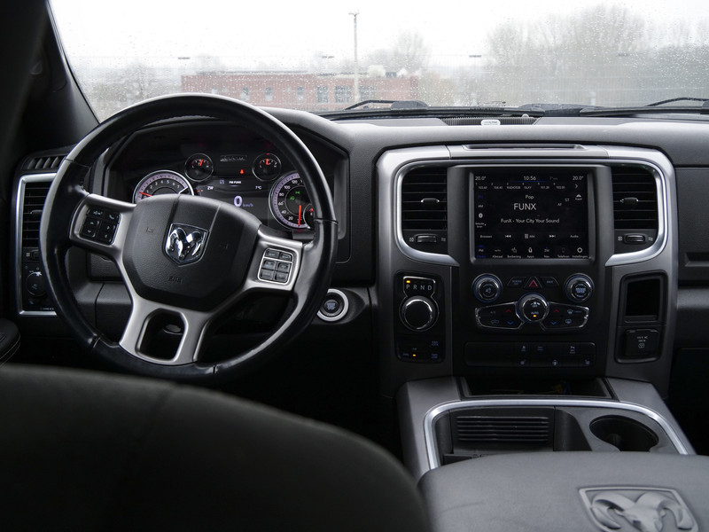 Dodge Ram 1500 | Warlock | 5.7 V8 | 4x4 | Crew Cab