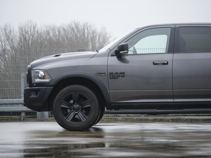 Dodge Ram 1500 | Warlock | 5.7 V8 | 4x4 | Crew Cab