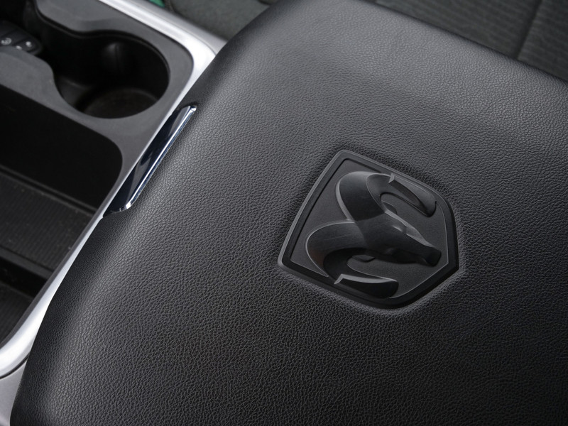 Dodge Ram 1500 | Warlock | 5.7 V8 | 4x4 | Crew Cab