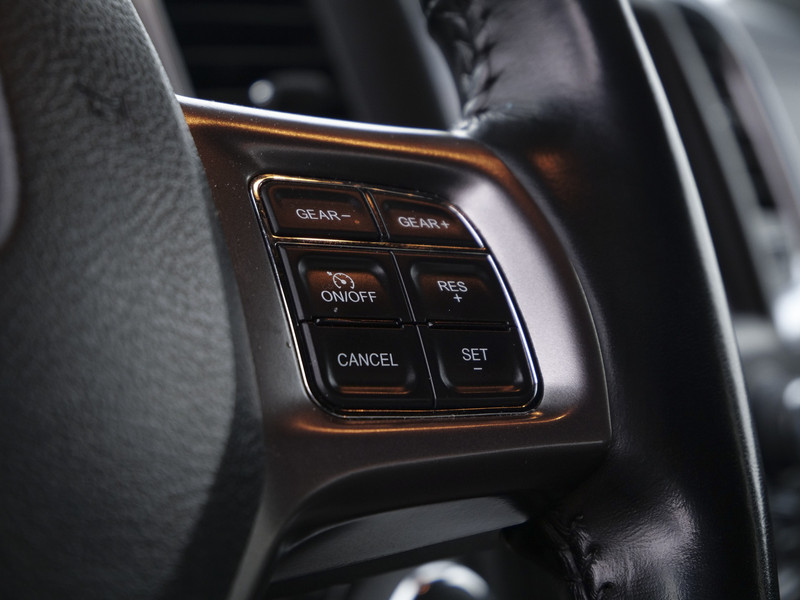 Dodge Ram 1500 | Warlock | 5.7 V8 | 4x4 | Crew Cab