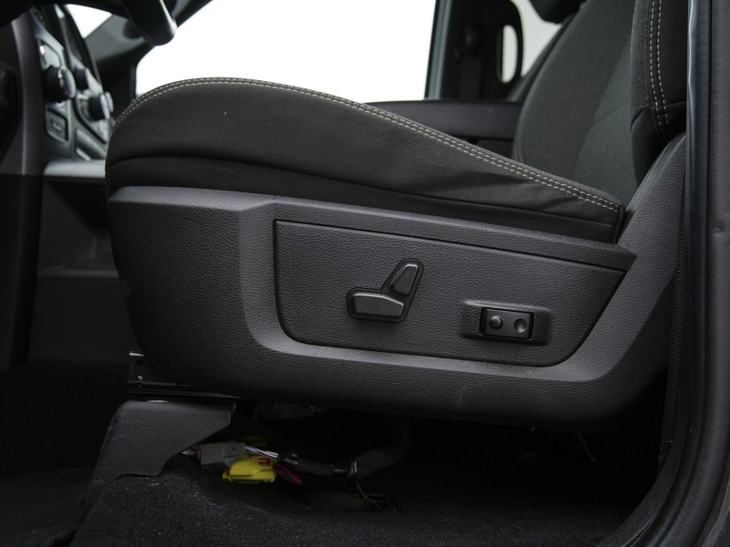 Dodge Ram 1500 | Warlock | 5.7 V8 | 4x4 | Crew Cab