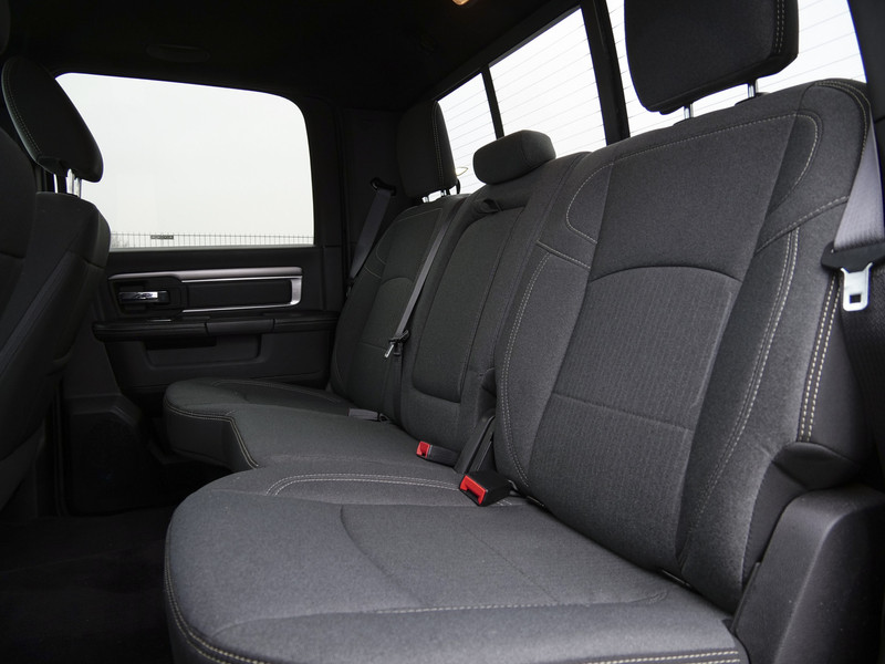 Dodge Ram 1500 | Warlock | 5.7 V8 | 4x4 | Crew Cab