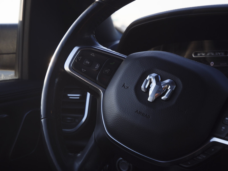 Dodge Ram 1500 | Laramie | 5.7 V8 | 4x4 | Crew Cab