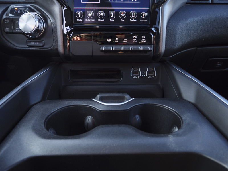 Dodge Ram 1500 | Laramie | 5.7 V8 | 4x4 | Crew Cab