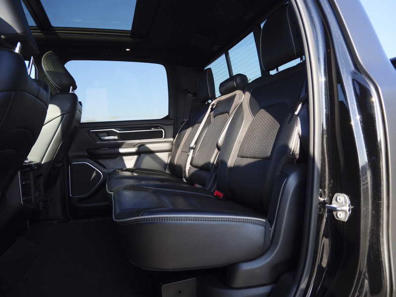 Dodge Ram 1500 | Laramie | 5.7 V8 | 4x4 | Crew Cab