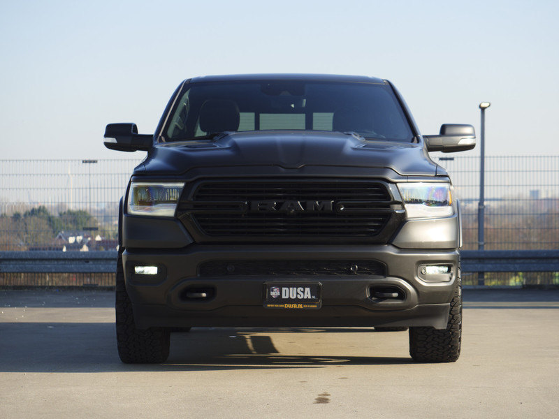 Dodge Ram 1500 | Laramie | 5.7 V8 | 4x4 | Crew Cab