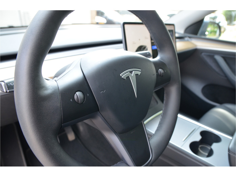 Tesla Model Y Long Range AWD 75 kWh