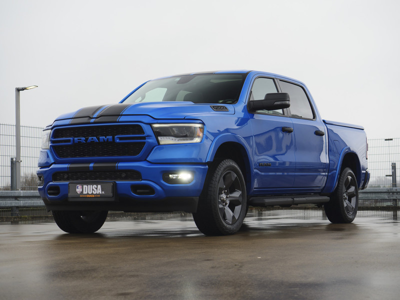 Dodge Ram 1500 | Bighorn | 5.7 HEMI V8 | 4x4 | Crew Cab |