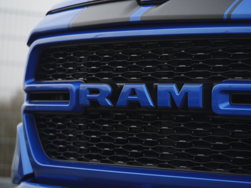 Dodge Ram 1500 | Bighorn | 5.7 HEMI V8 | 4x4 | Crew Cab |