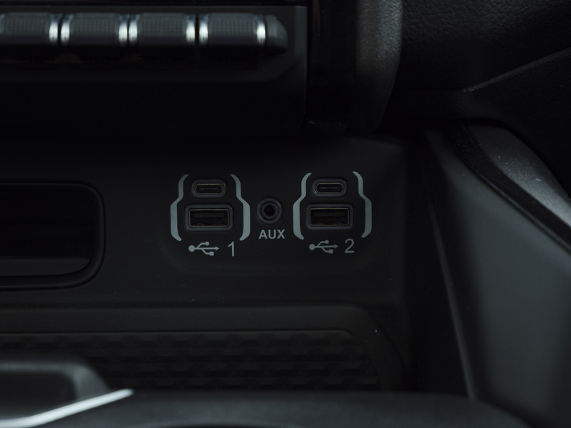 Dodge Ram 1500 | Bighorn | 5.7 HEMI V8 | 4x4 | Crew Cab |