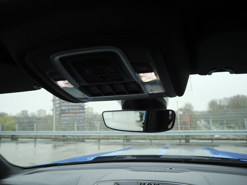 Dodge Ram 1500 | Bighorn | 5.7 HEMI V8 | 4x4 | Crew Cab |