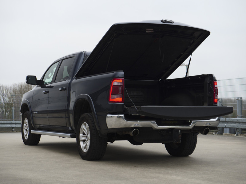 Dodge Ram 1500 | Laramie | 5.7 HEMI V8 | 4x4 | Crew Cab