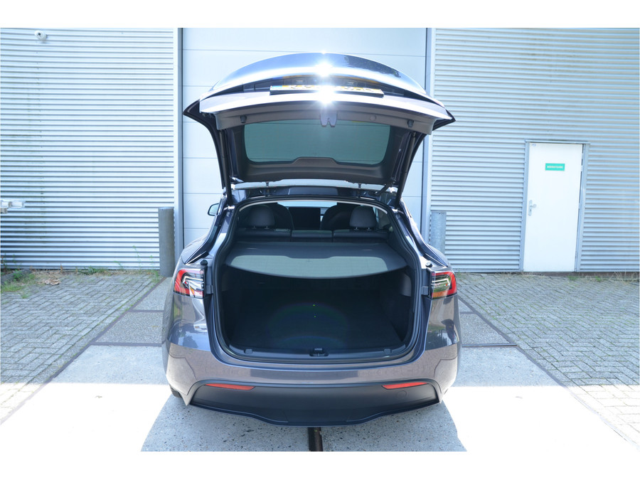 Tesla Model Y RWD 58 kWh