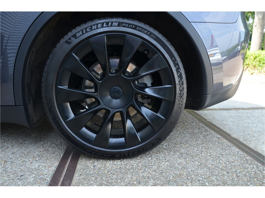 Tesla Model Y RWD 58 kWh