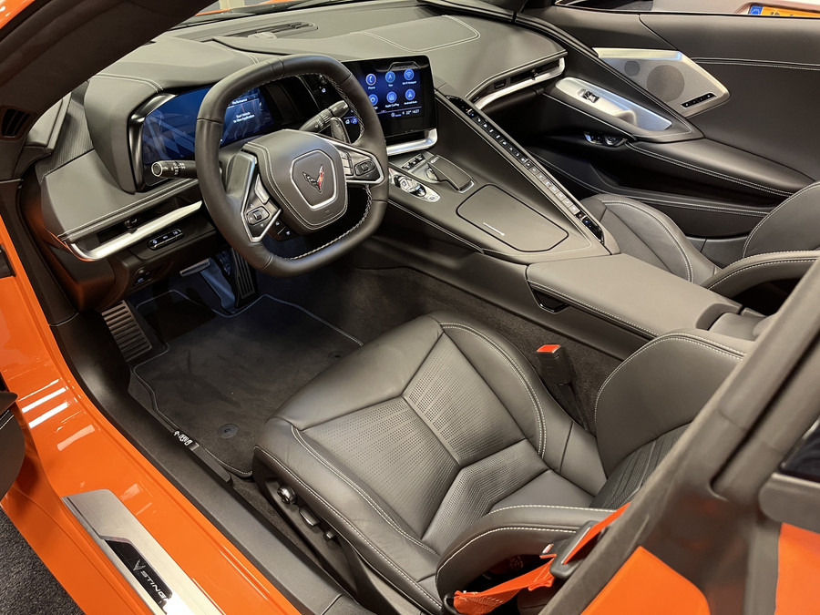 Chevrolet Corvette C8 6.2 V8 Stingray Coupe LT3 Z51 497PK 70 Years Edition