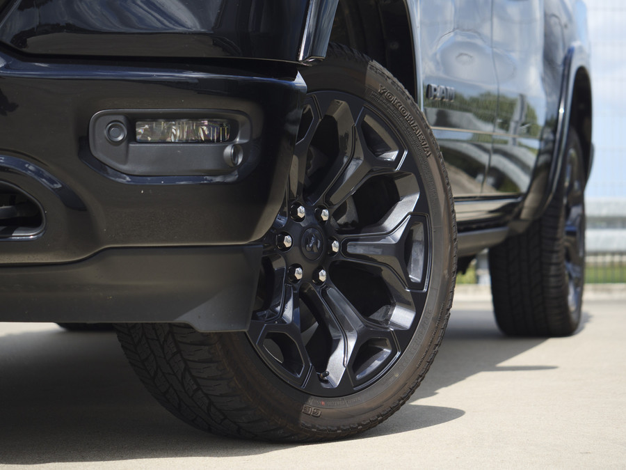 Dodge Ram 1500 | Limited | 5.7 V8 | 4x4 | Crew Cab