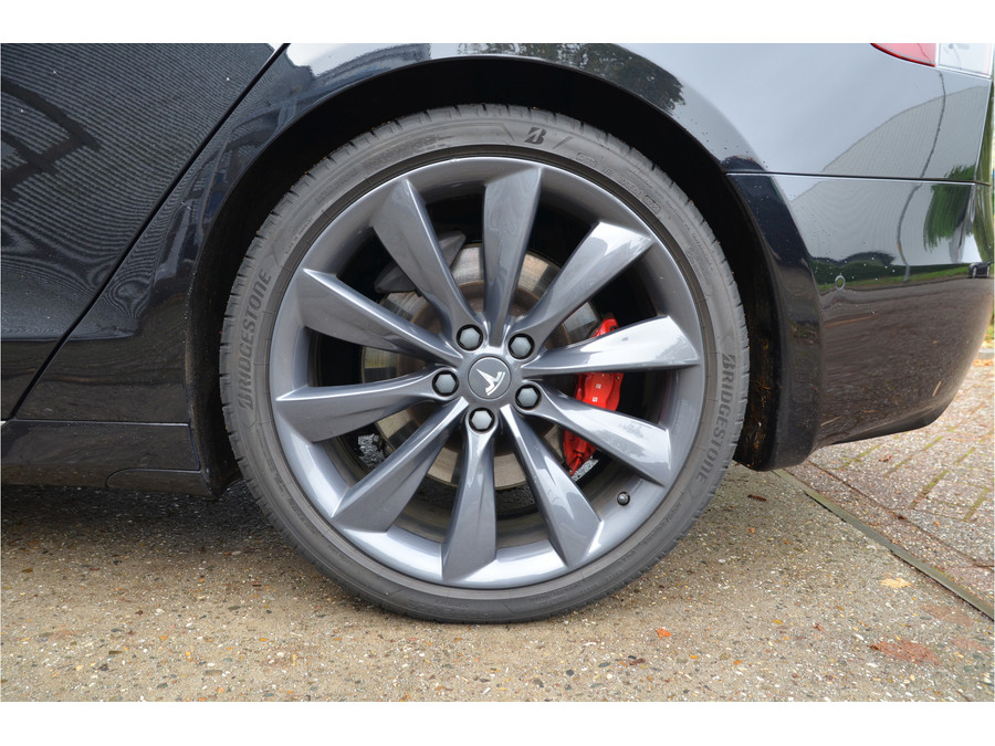 Tesla Model S 100D Performance