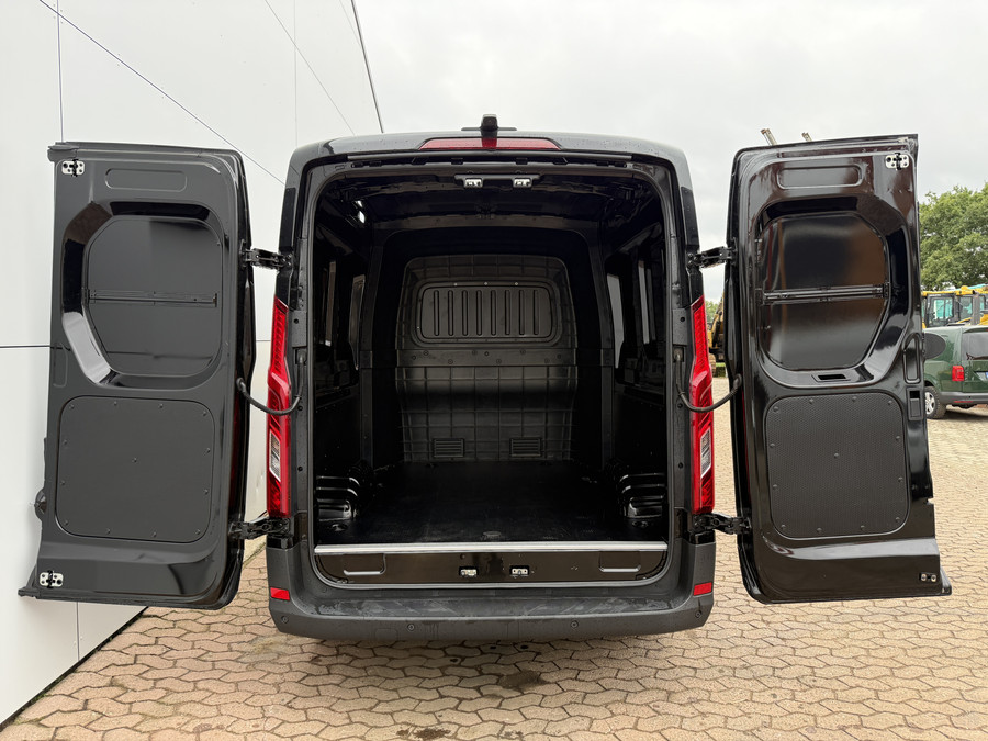 Maxus eDeliver 9 eDeliver 9 77kWh 204PK