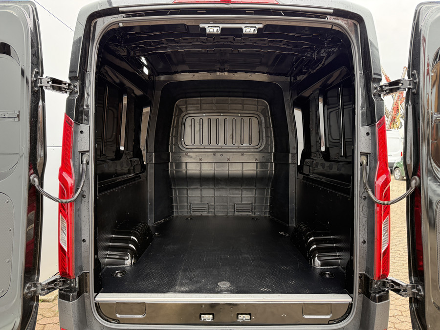 Maxus eDeliver 9 eDeliver 9 77kWh 204PK