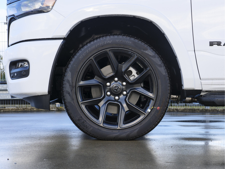 Dodge RAM 1500 | Laramie | Night | 3.0L I6 Hurricane | Crew Cab | 4X4 |
