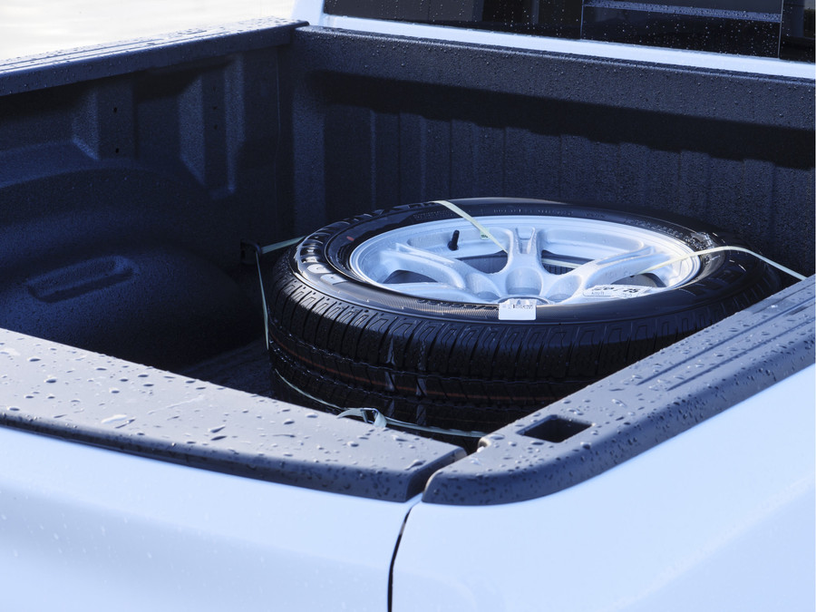 Dodge RAM 1500 | Laramie | Night | 3.0L I6 Hurricane | Crew Cab | 4X4 |