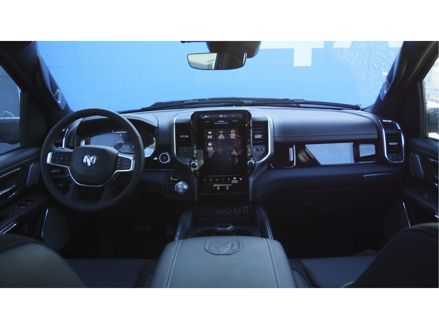 Dodge RAM 1500 | Laramie | Night | 3.0L I6 Hurricane | Crew Cab | 4X4 |