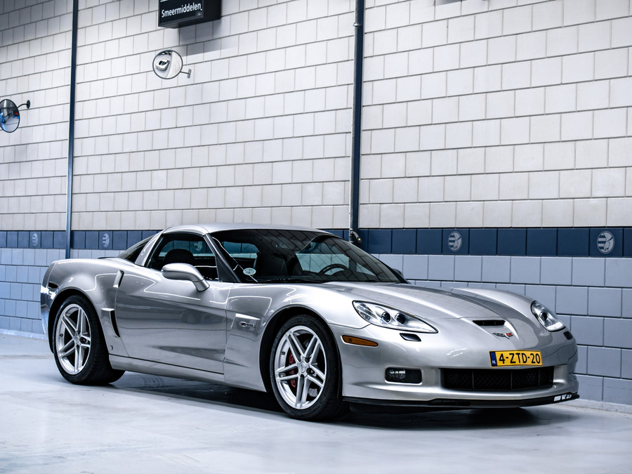 Chevrolet Corvette C6 Z06 7.0L V8