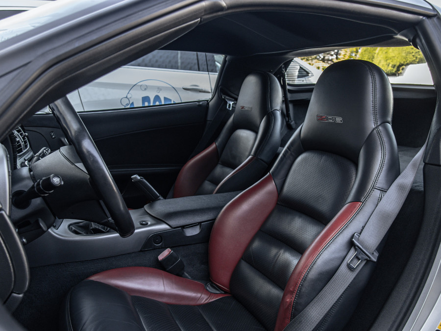 Chevrolet Corvette C6 Z06 7.0L V8