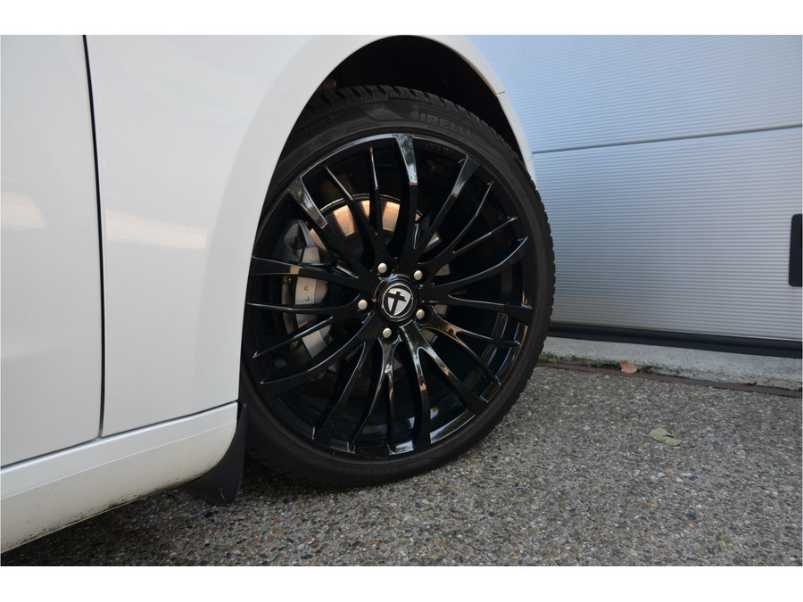 Tesla Model 3 Long Range AWD 75 kWh