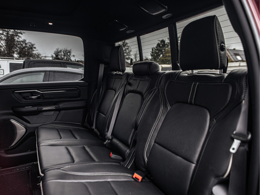Dodge Ram 1500 Crew Cab Limited Night Edition