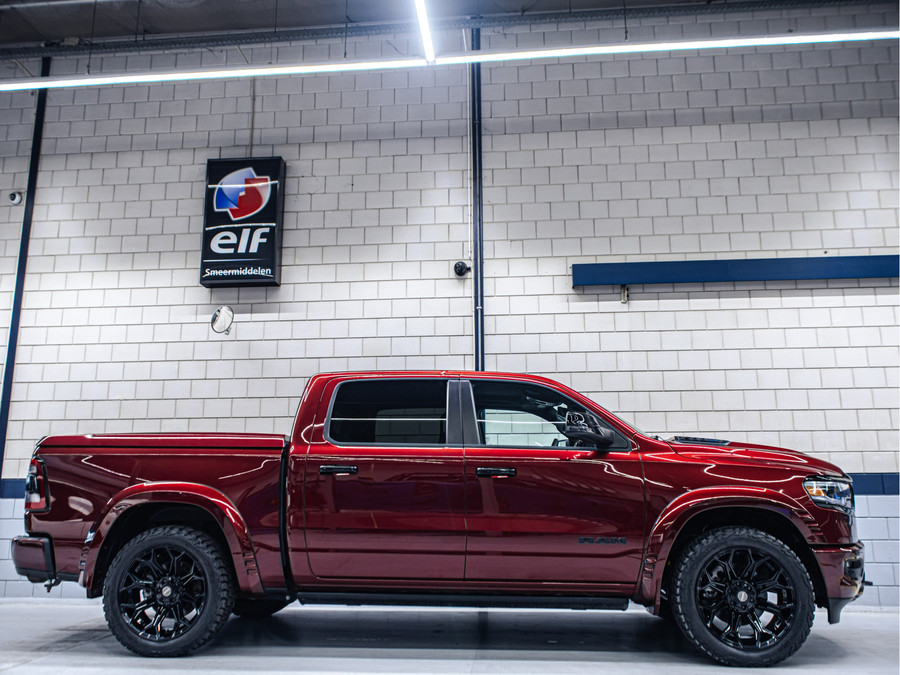 Dodge Ram 1500 Crew Cab Limited Night Edition