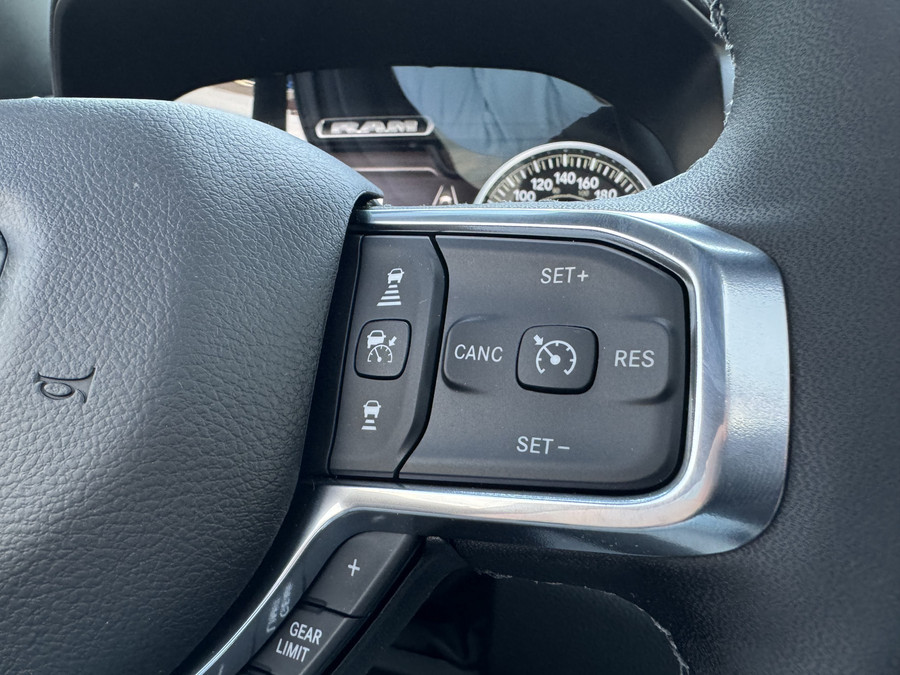 Dodge Ram 1500 Laramie Sport Hurricane