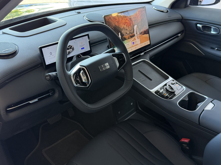 Geely Starray EM-i MAX+ PHEV LONG RANGE | 29,8 kWh ACCU | 136 KM WLTP | PANORAMADAK | STOELVERWARMING/KOELING | LEER | 