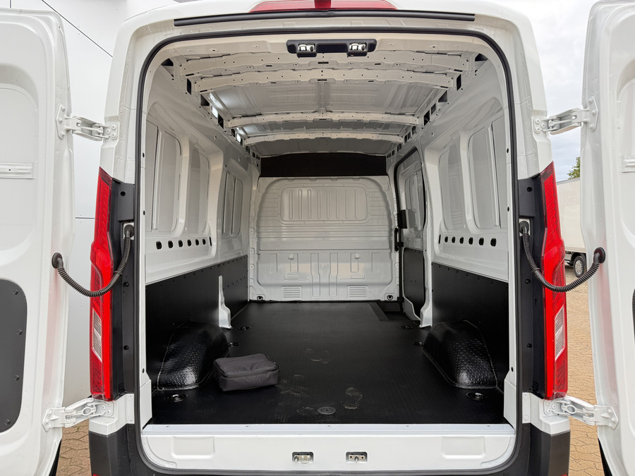Maxus eDeliver 9 eDeliver 9 72kWh 204PK