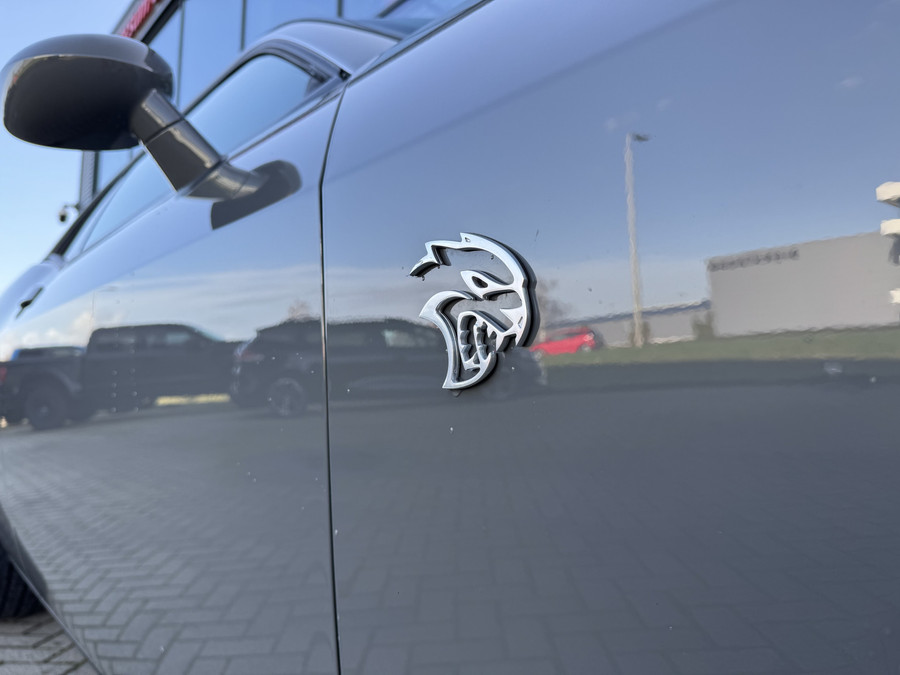 Dodge Challenger 6.2L SRT HELLCAT