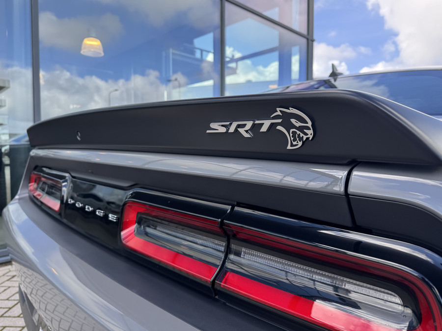 Dodge Challenger 6.2L SRT HELLCAT
